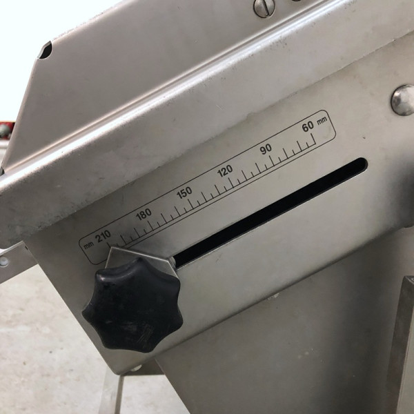 Купити Пристрій для порціонування фаршу KOLBE Portioner PF110 від відомого виробника KOLBE